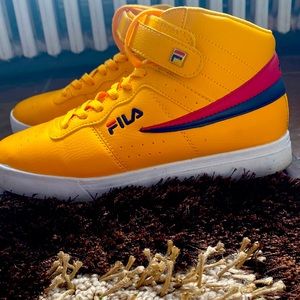 Yellow/Gold Fila Vulc 13 shoes